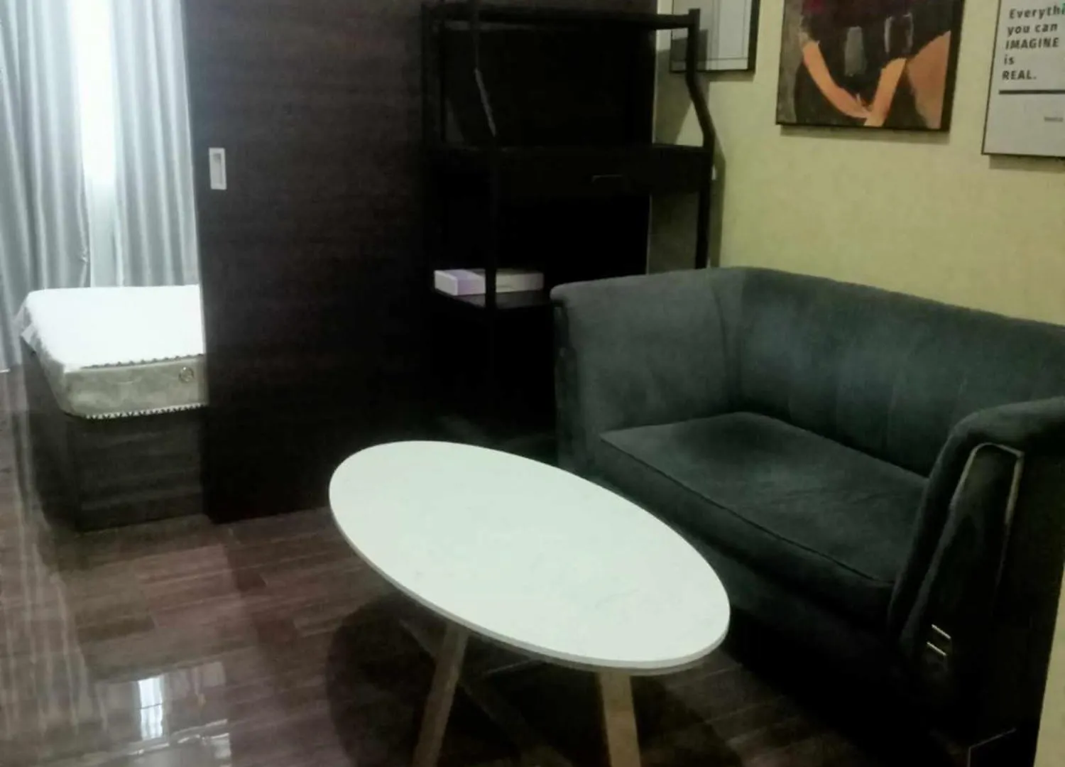 Hotel In Makati Air Residences Makati City