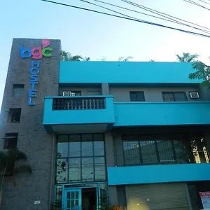  Hostel Bgc Boutique And Dorm